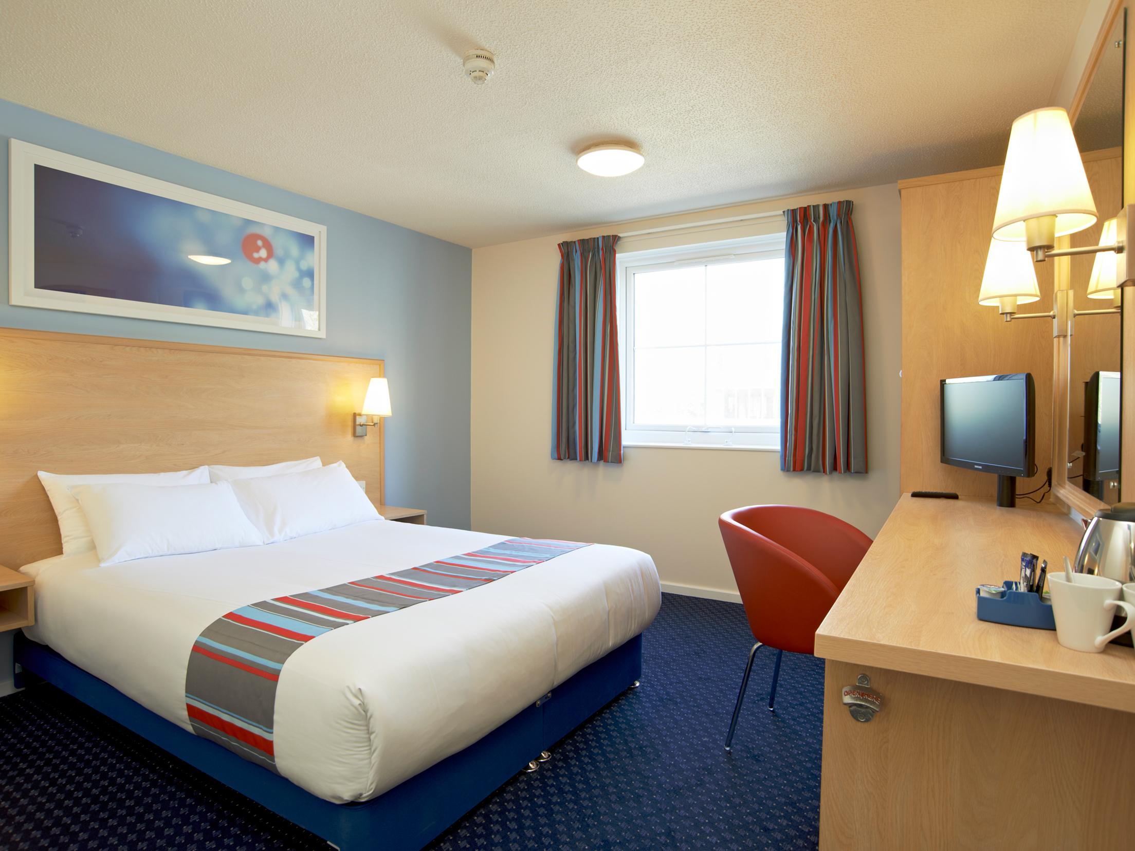 Travelodge London Central City Road Екстер'єр фото
