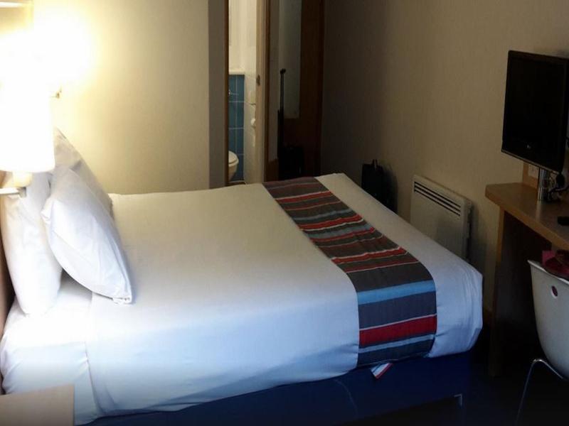 Travelodge London Central City Road Екстер'єр фото