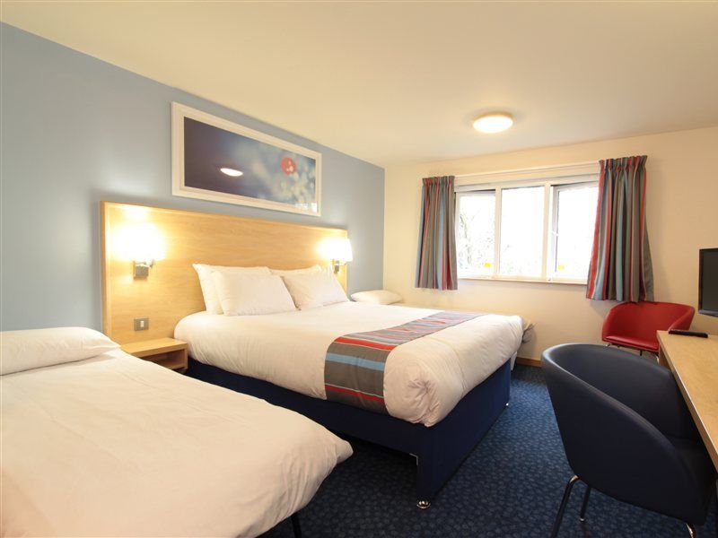 Travelodge London Central City Road Екстер'єр фото
