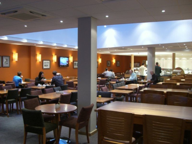 Travelodge London Central City Road Екстер'єр фото